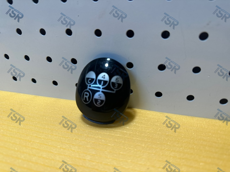 Крышка ручки рычага КПП переключения передач