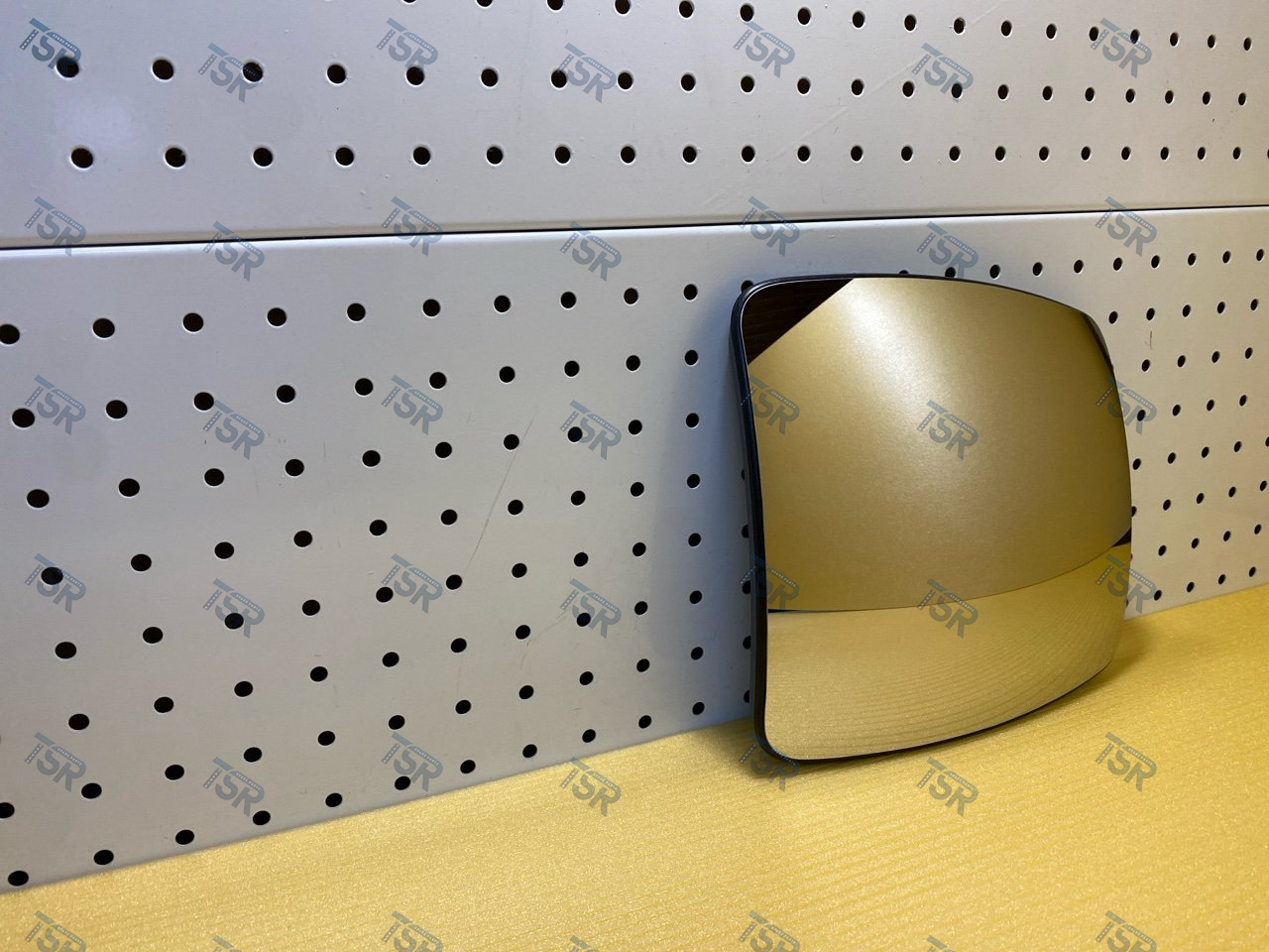 Стекло зеркала с подогревом