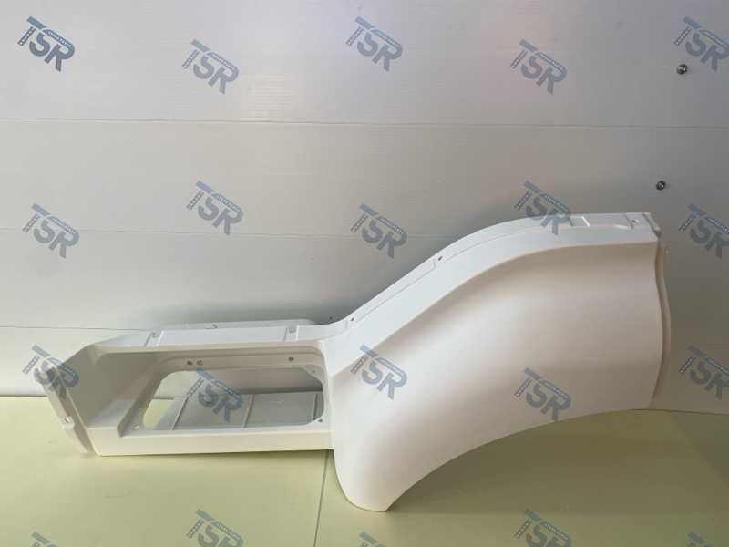 Корпус подножки левый