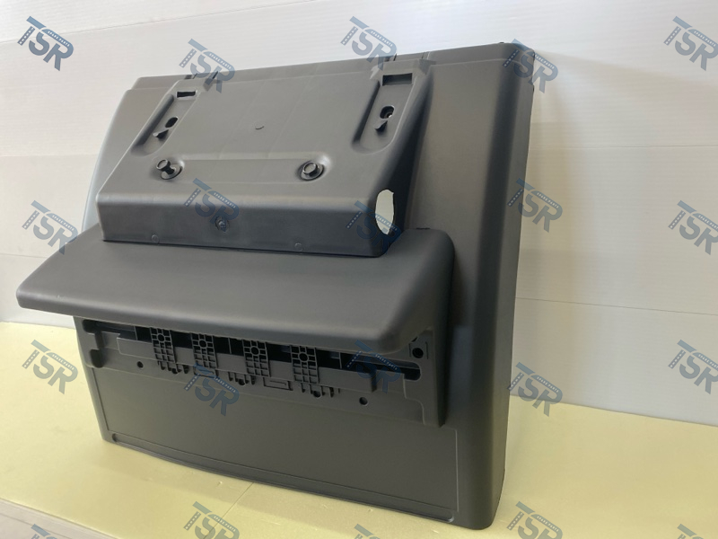 Крыло заднее (задняя часть) правое