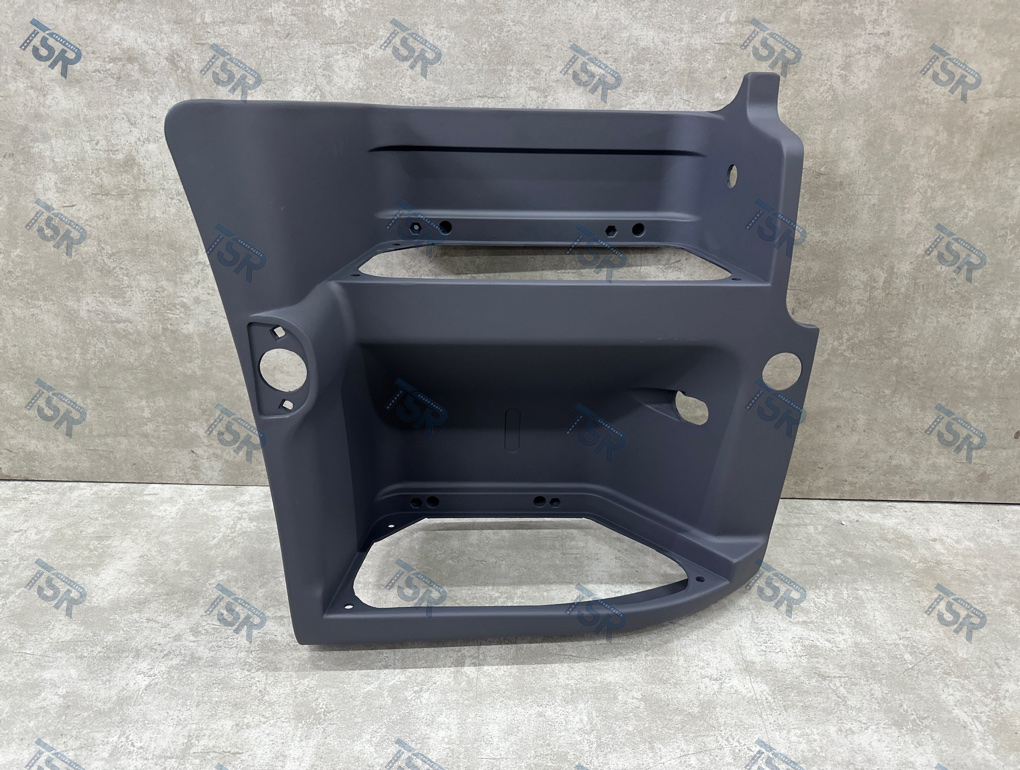 Корпус подножки правый