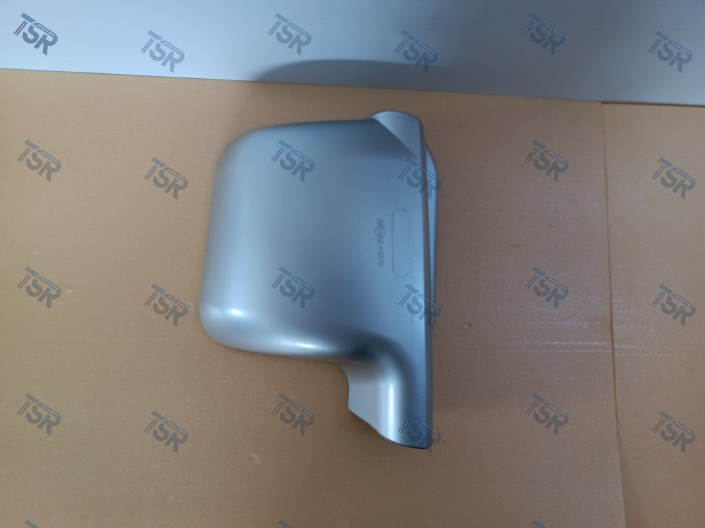 Крышка зеркала