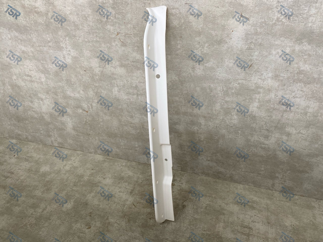 Торцевая накладка бампера левая