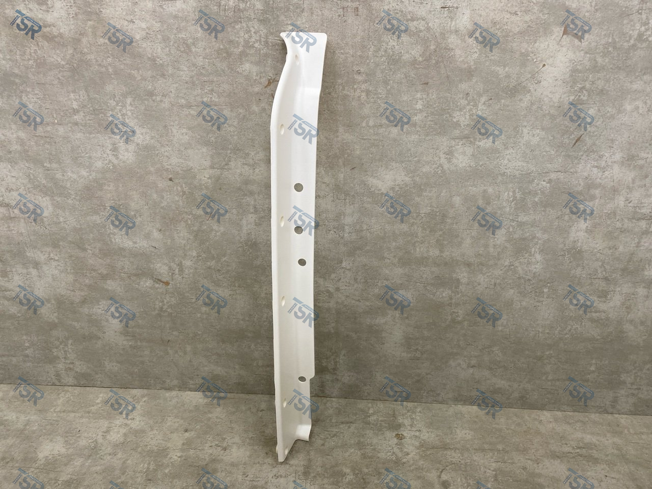 Декоративная панель бампера