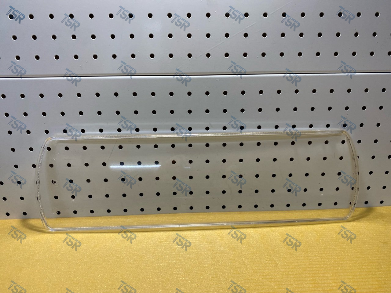 Стекло заднего фонаря