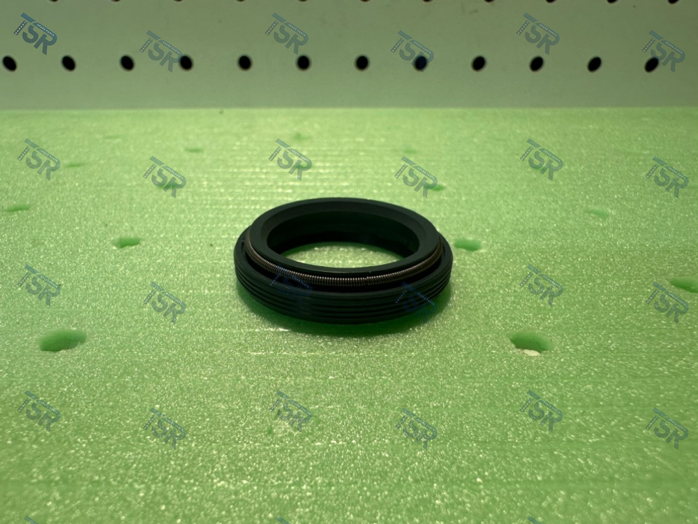 Сальник ГУР