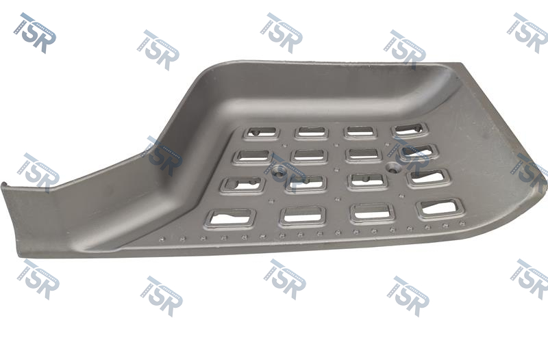 Правая накладка ступени (XF106)