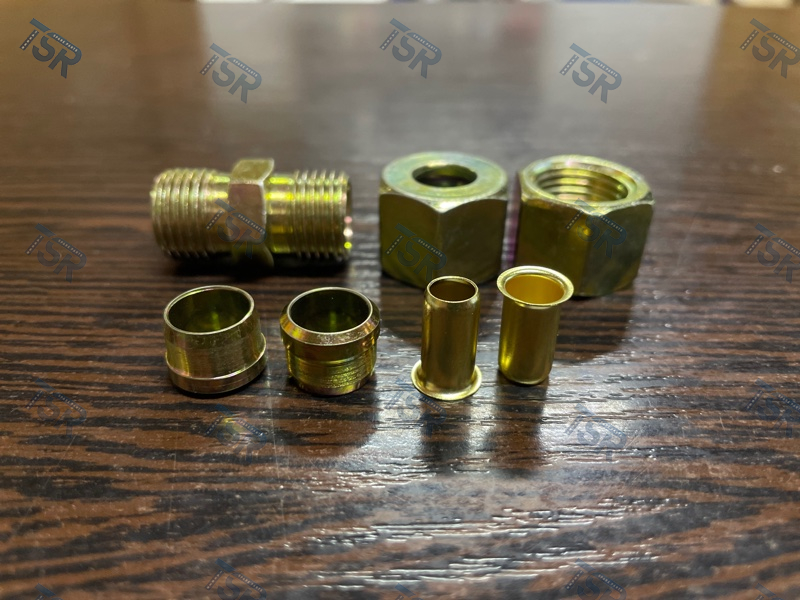 Фитинг соединитель латунный разборный прямой d10*d10