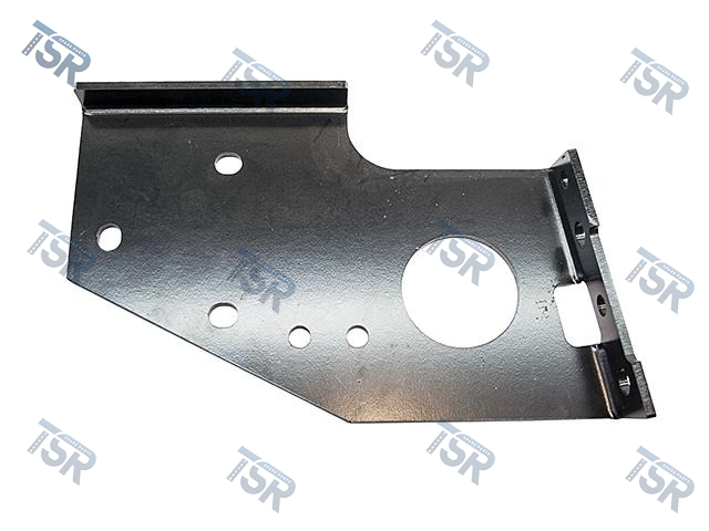 Кронштейн бампера левый (XF105)