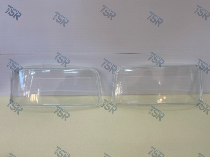 Комплект стекол фар (правое, левое)