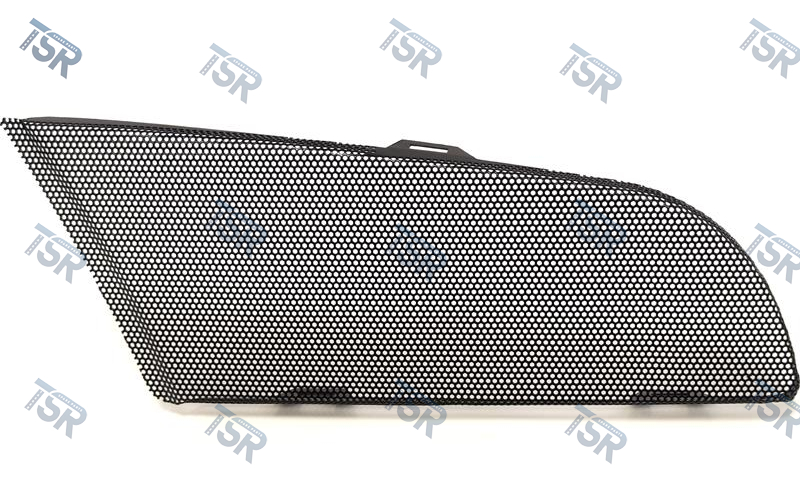 Правая передняя панель-сетка (6-series R-G Cab)