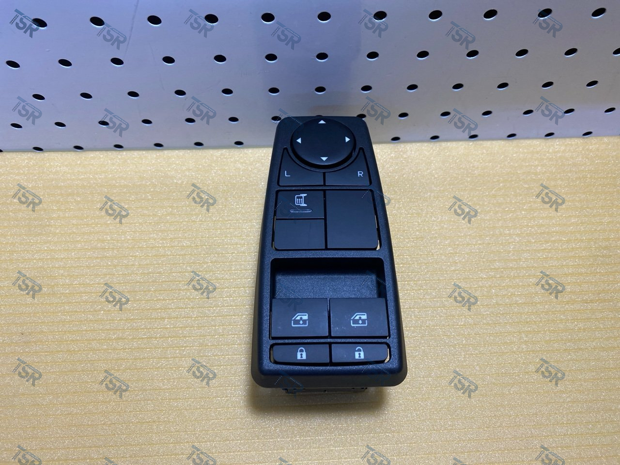 Блок управления стеклоподъемника