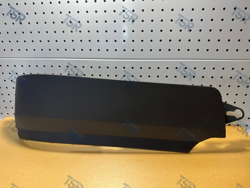 Накладка бампера нижняя правая