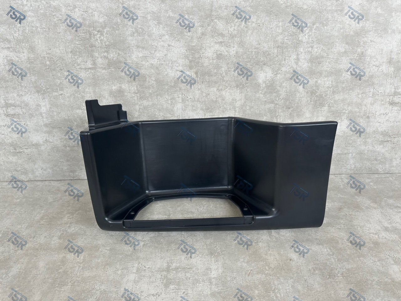 Корпус подножки левый