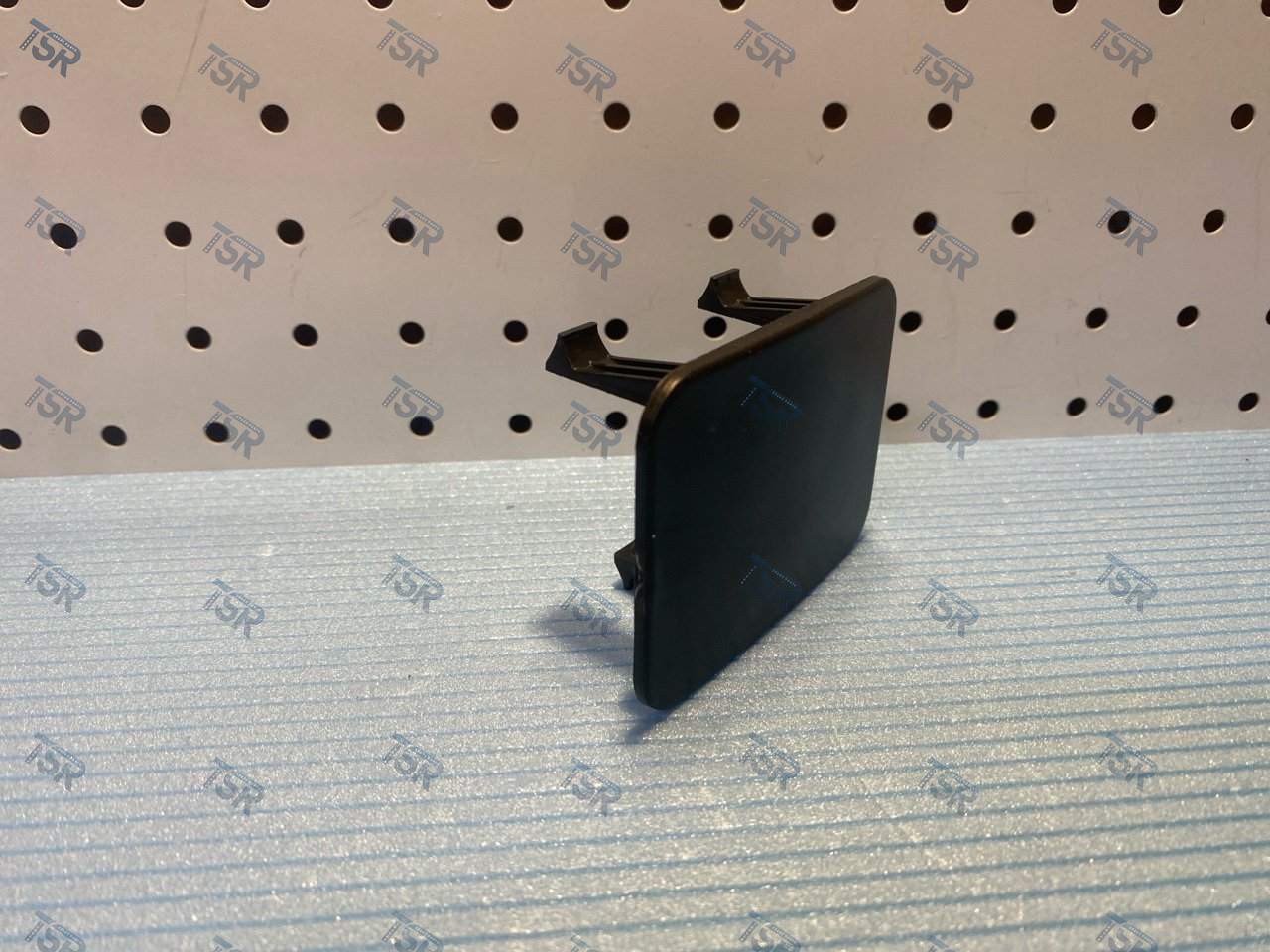 Заглушка бампера