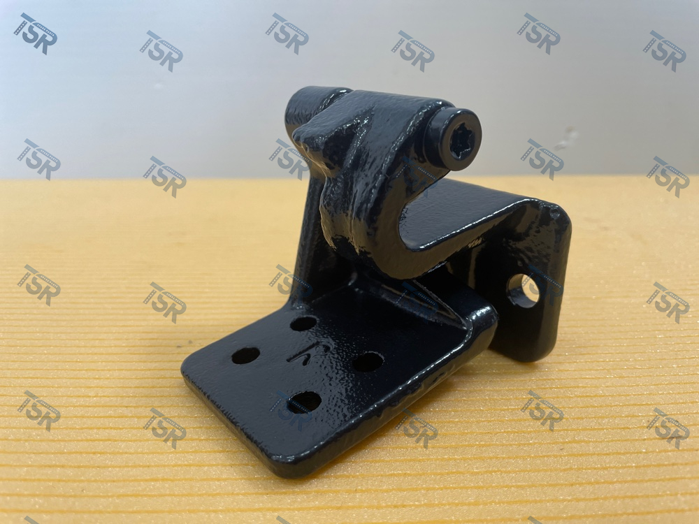 Петля двери нижняя правая