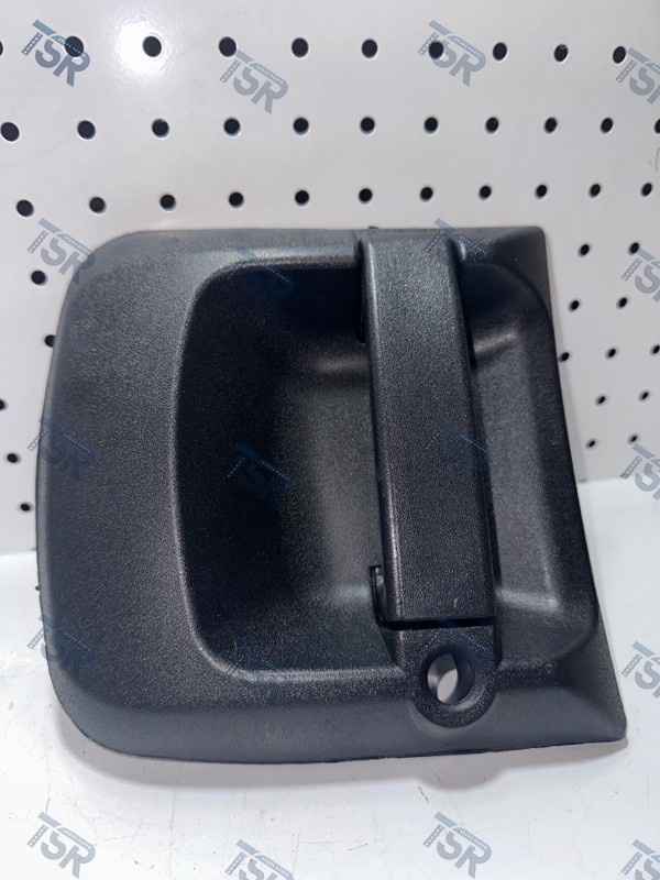 Ручка двери правая без ключа и корпуса