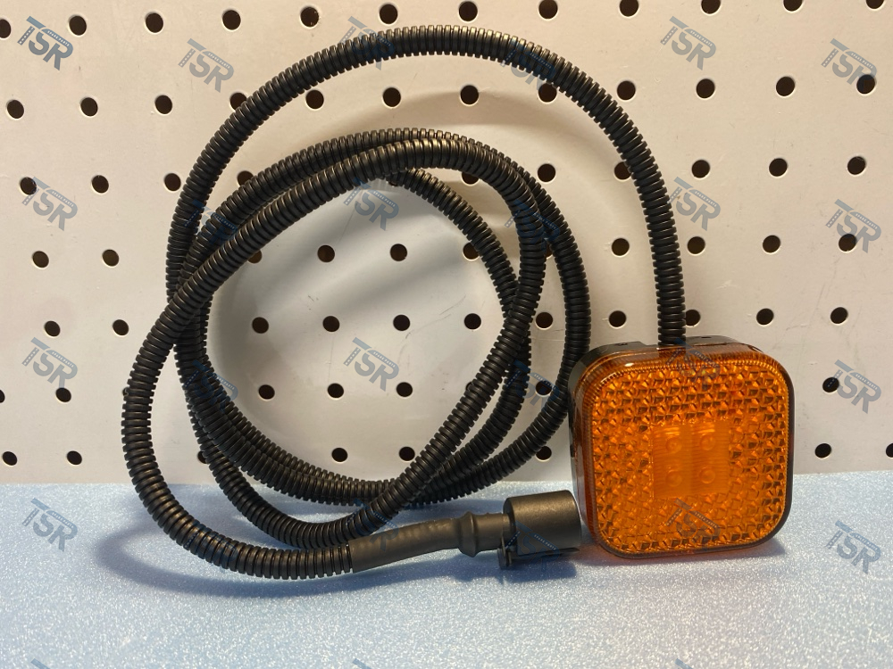 Фонарь габаритный