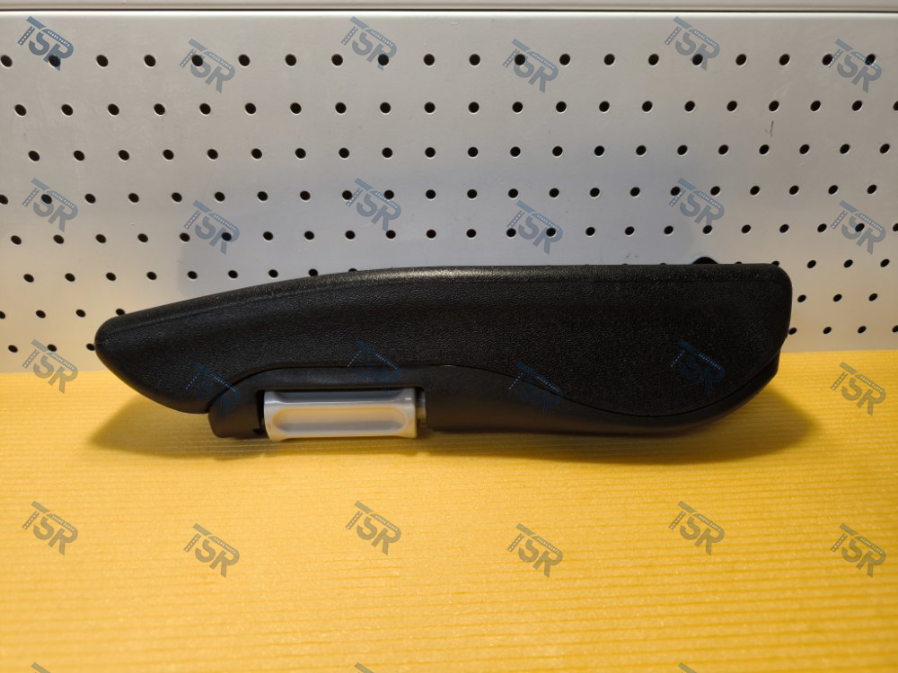 Подлокотник сиденья левый