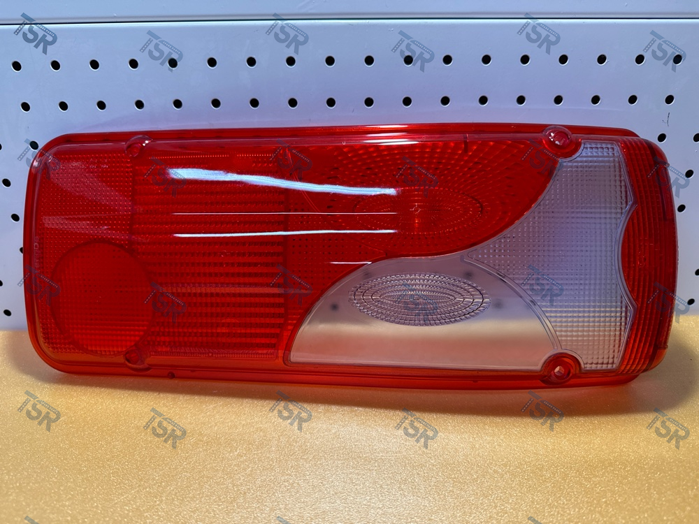 Стекло заднего фонаря правое