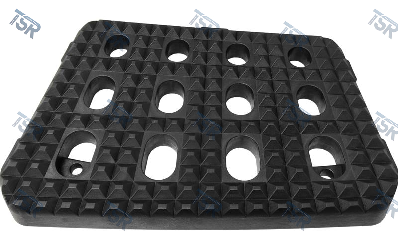 Противоскользящая накладка правая (пластик) (EUROCARGO)