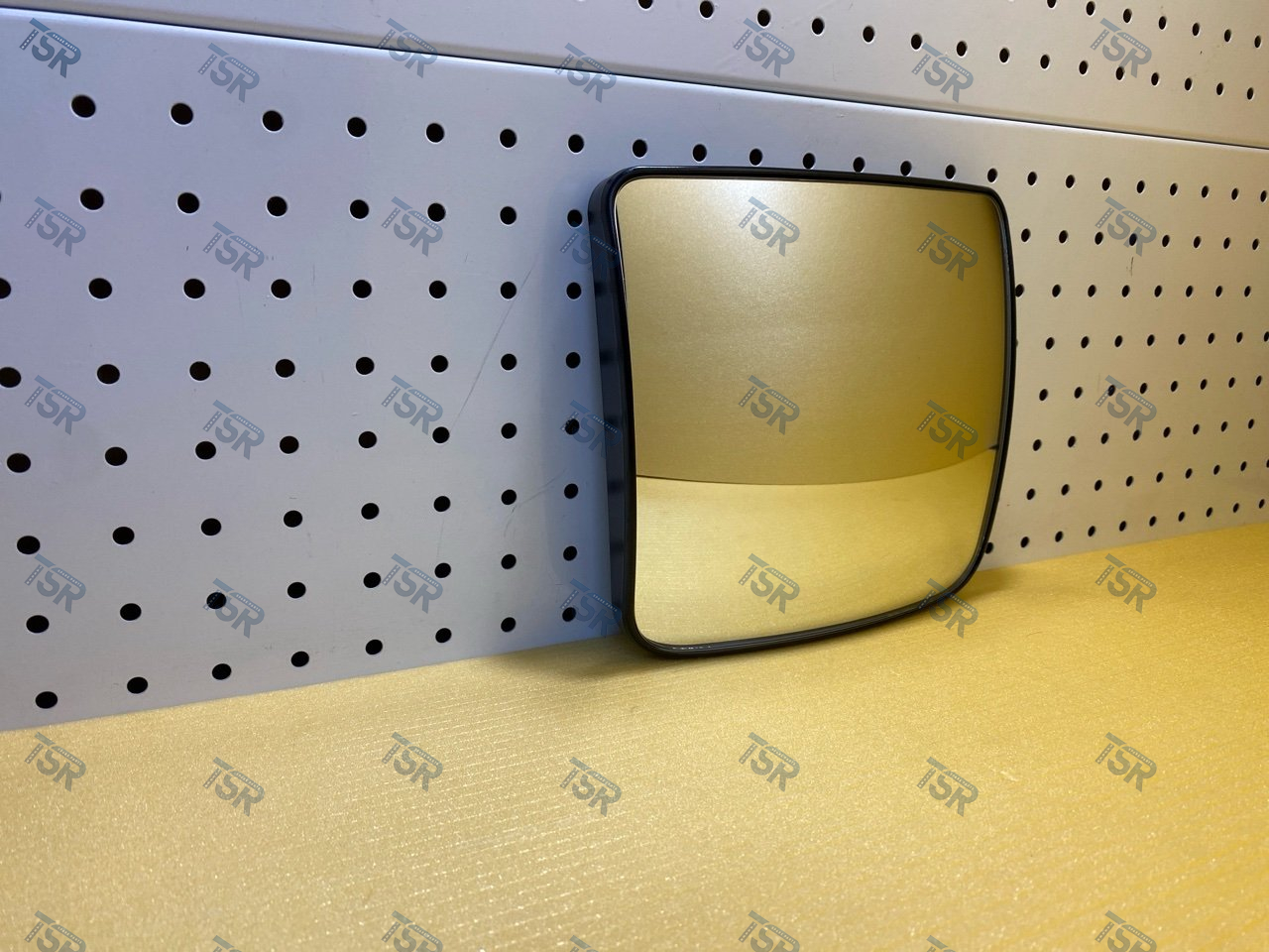 Стекло зеркала с подогревом