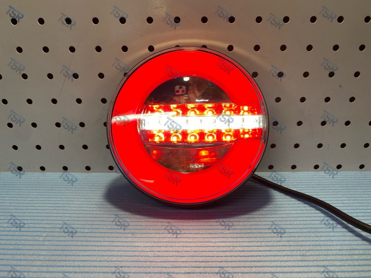 Фонарь задний