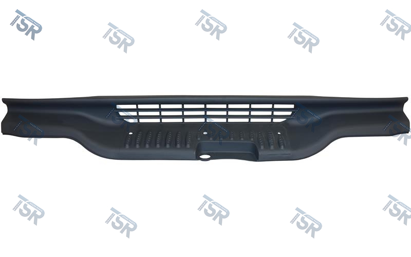 Ступень в бампере (KERAX)