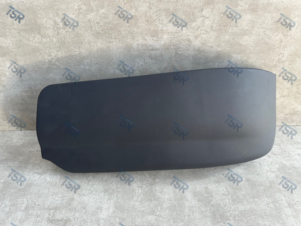 Накладка бампера левая