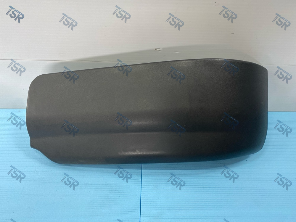 Накладка бампера левая (узкая кабина)