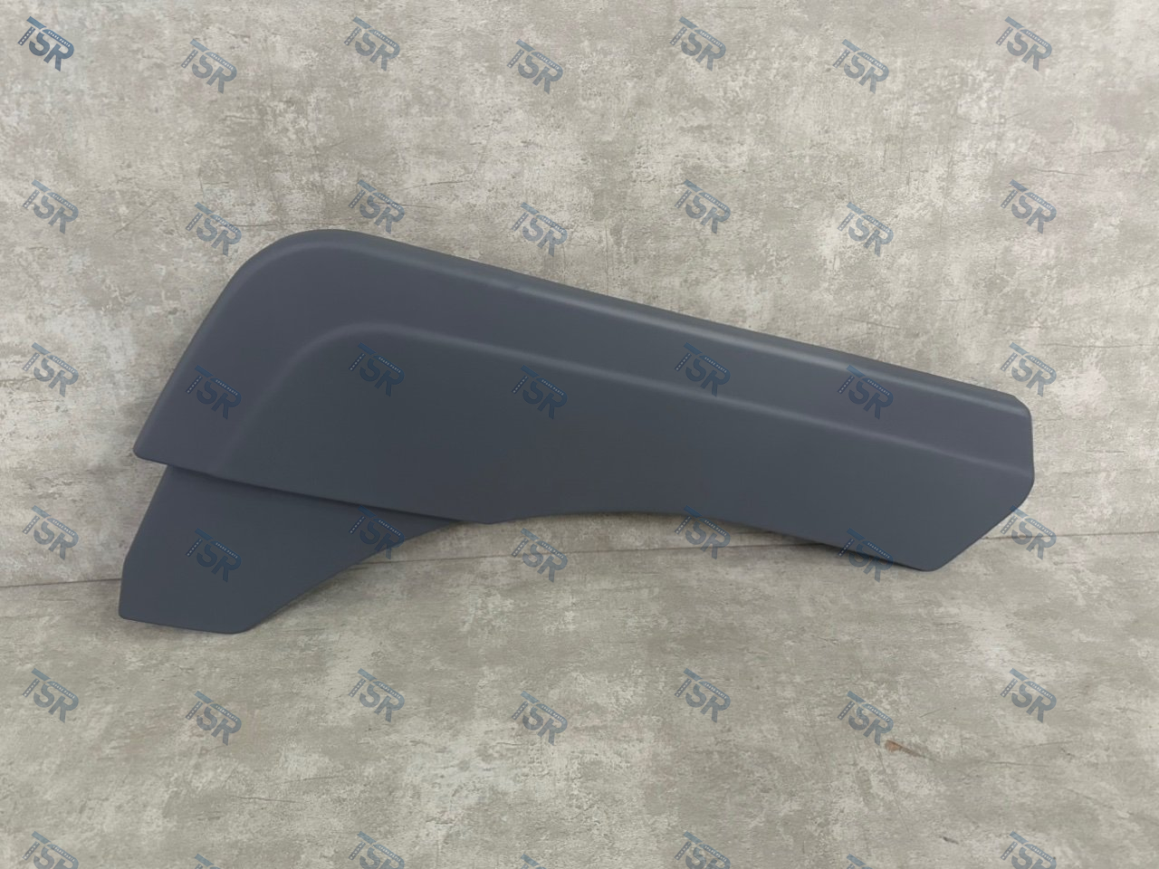 Накладка крыла левая