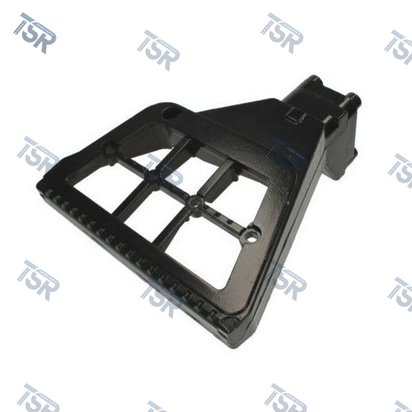 Кронштейн подножки правый (XF95 euro-3)