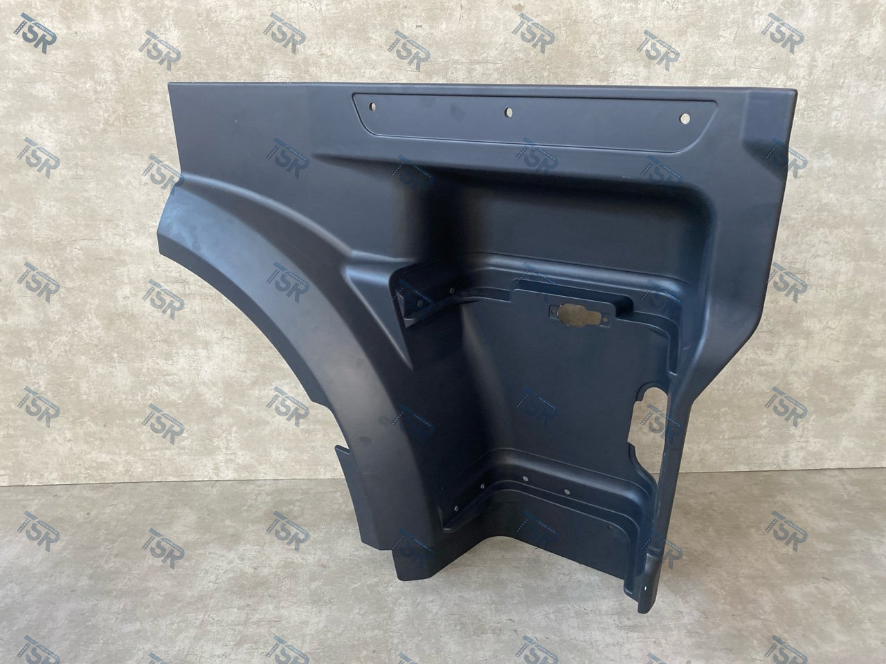 Подножка кабины правая