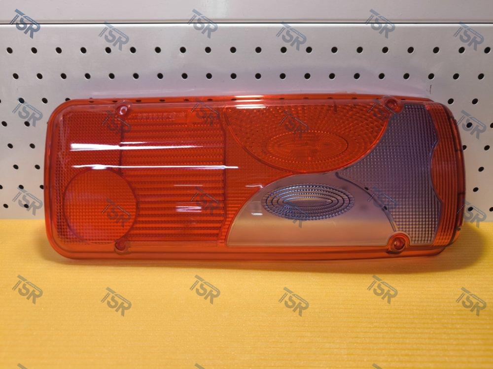 Рассеиватель фонаря заднего правый