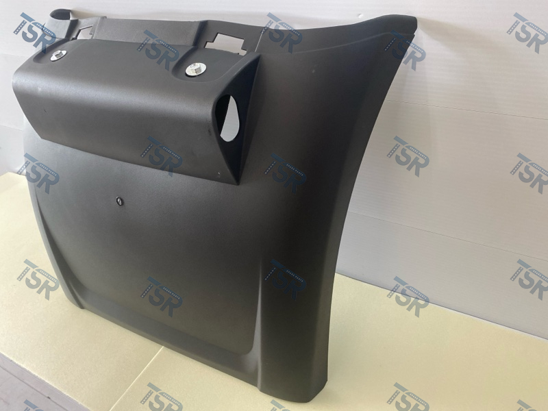 Крыло заднего колеса переднее правое