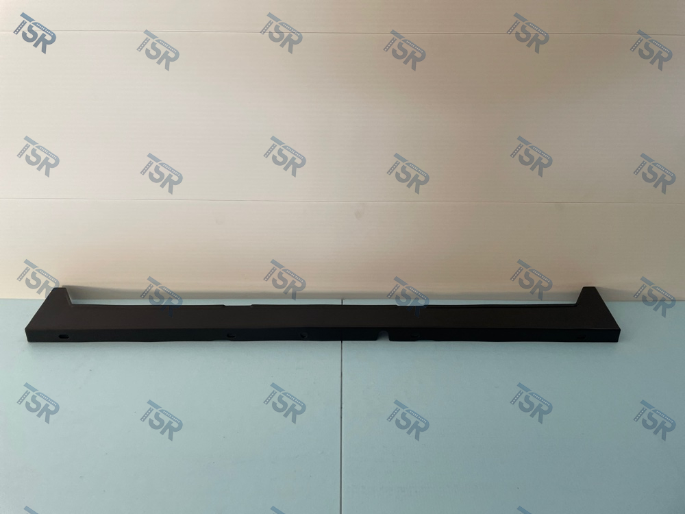 Воздуховод бампера нижний