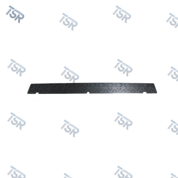 Площадка проступи бампера верхняя (77 см) (TGX euro-6)