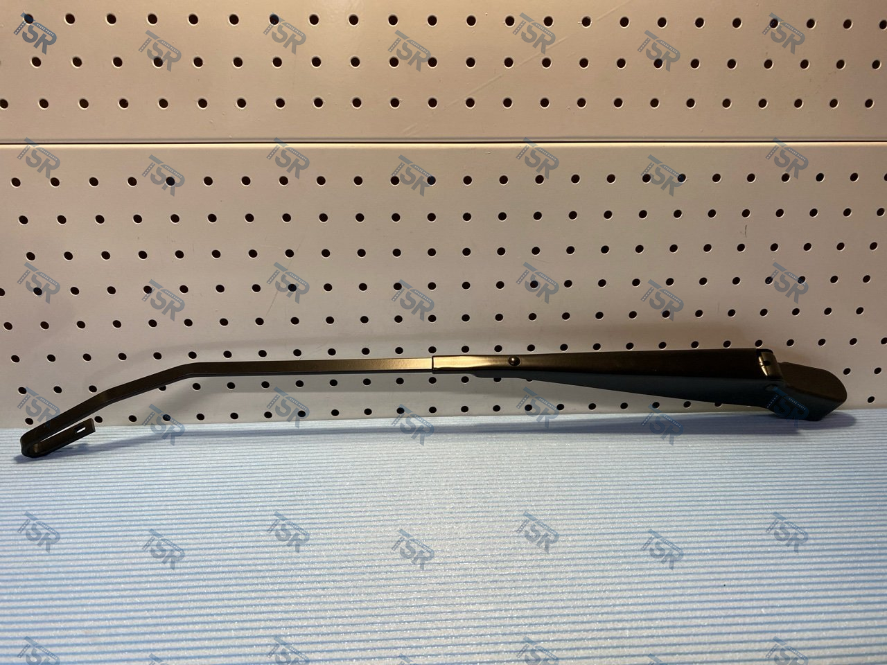 Поводок стеклоочистителя