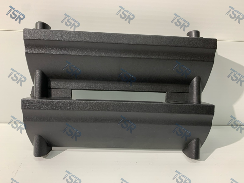 Заглушка решетки радиатора