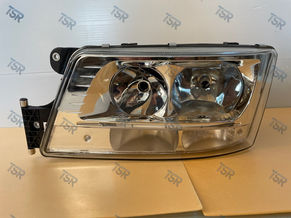 Фара головного фара левая