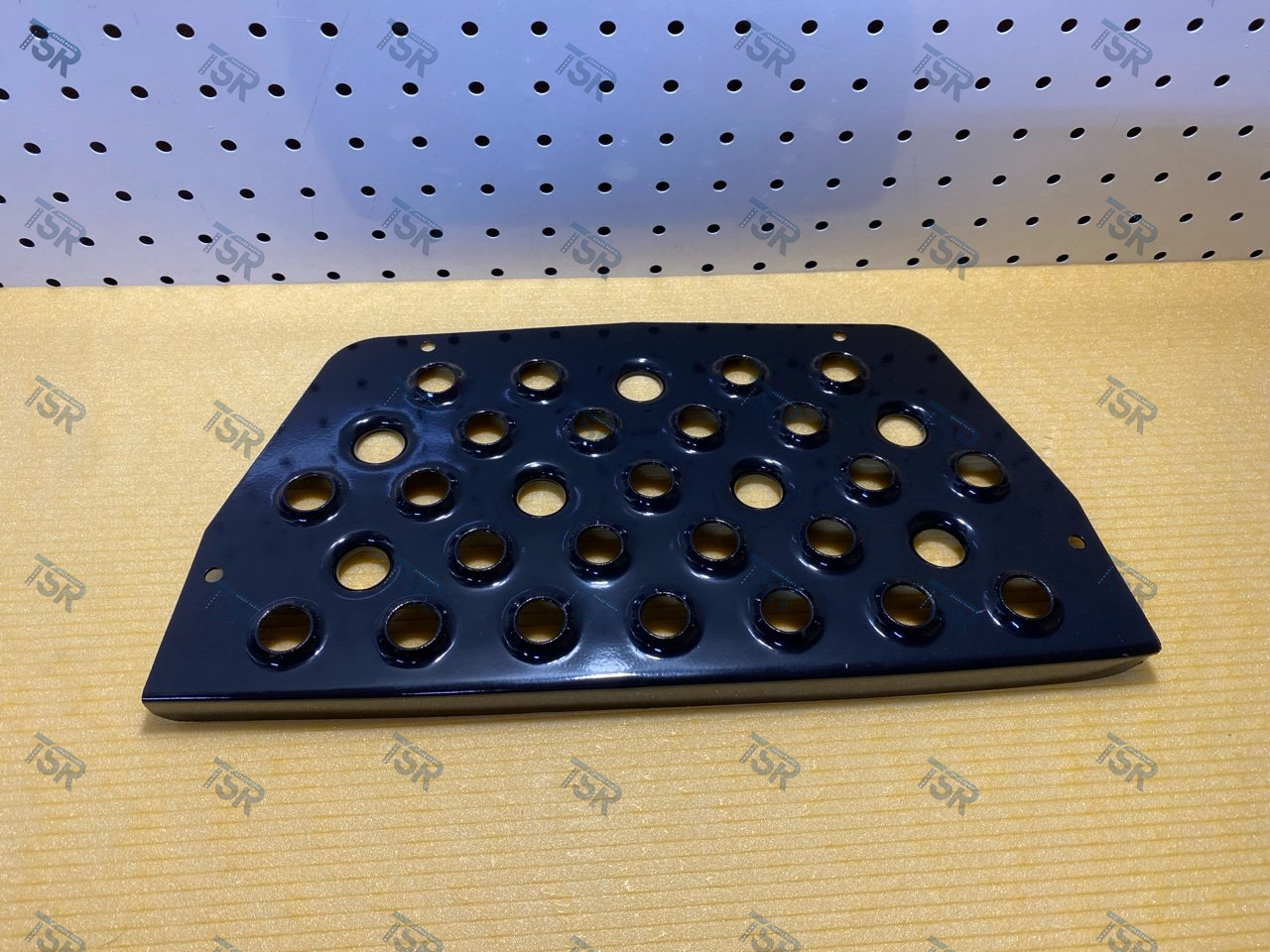 Ступенька подножки кабины