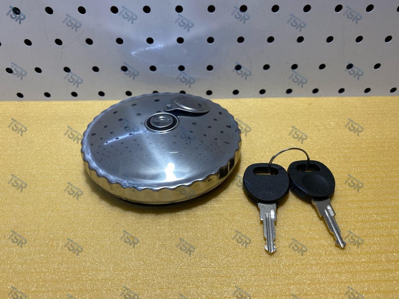 Крышка топливного бака