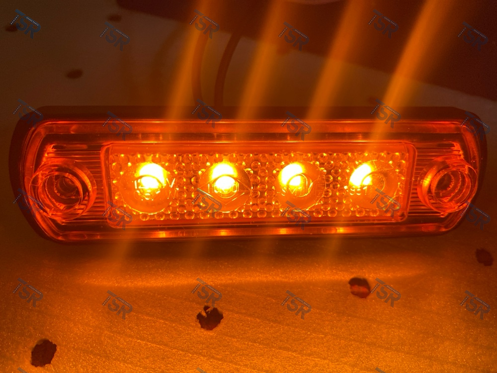 Габаритный фонарь желтый