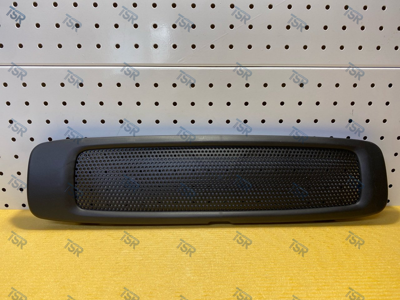 Крышка фильтра салона