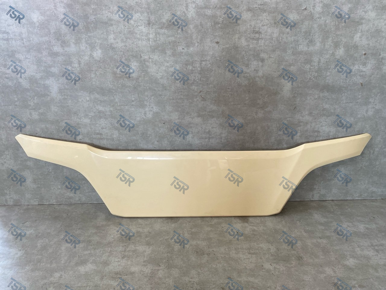 Панель передняя