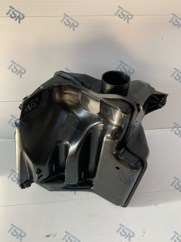 Бачок омывателя лобового стекла Scania 6-ser P G R S 2016- (2 отверстия)