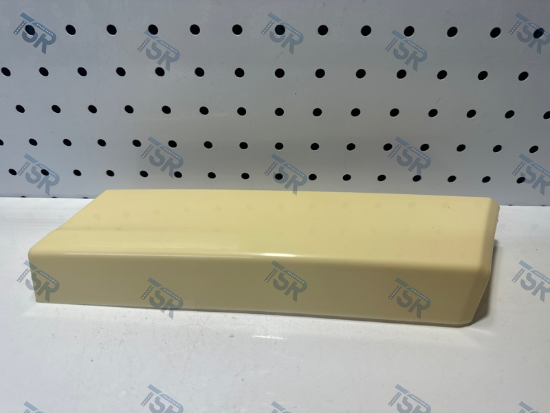 Крышка решетки радиатора левая