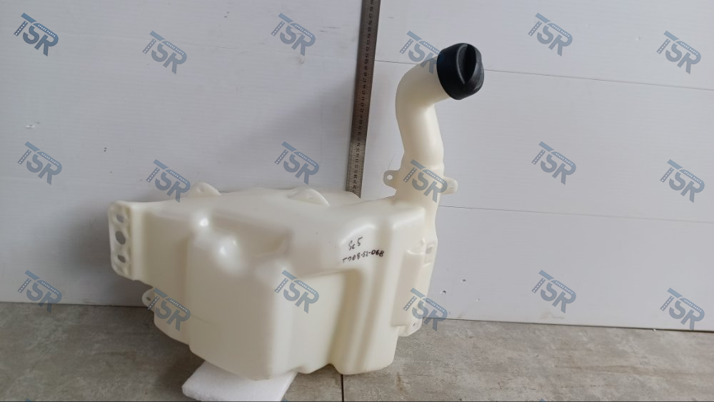 Бачок стеклоомывателя