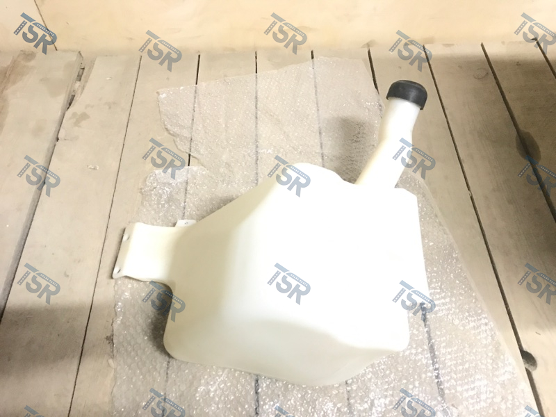 Бачок стеклоомывателя