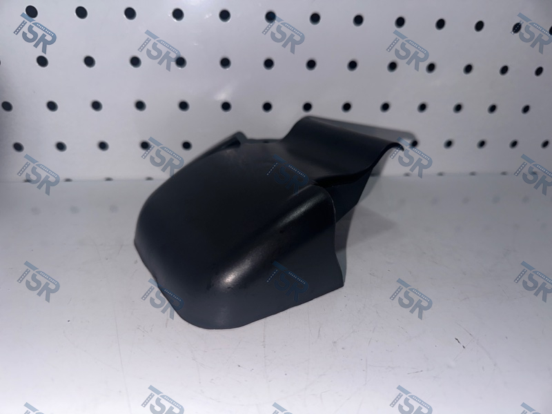 Крышка дверной петли левая